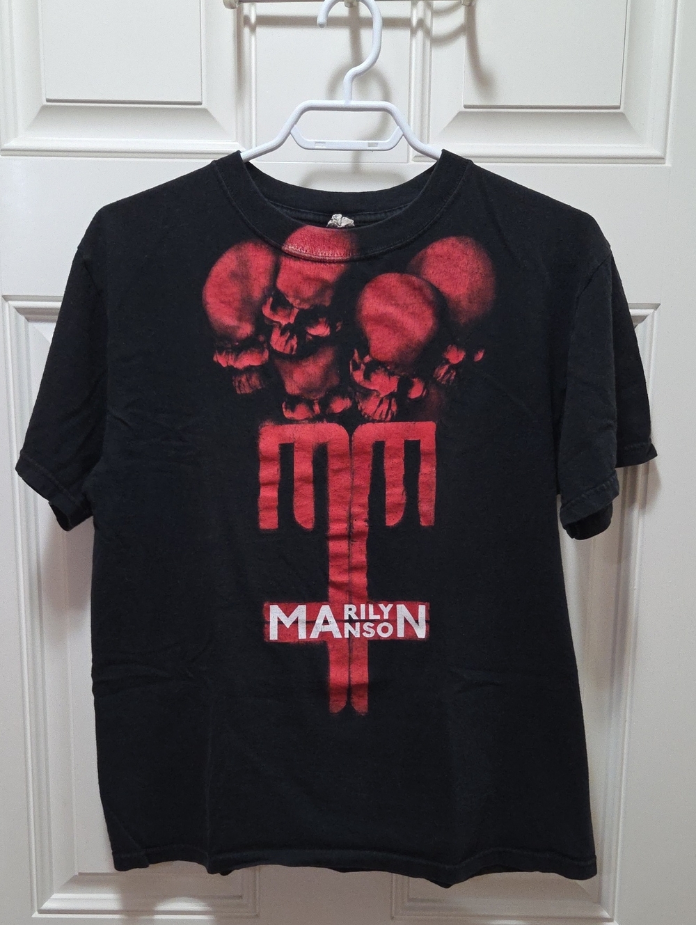 Black Marilyn Manson T-Shirt with Red Skull Graphic